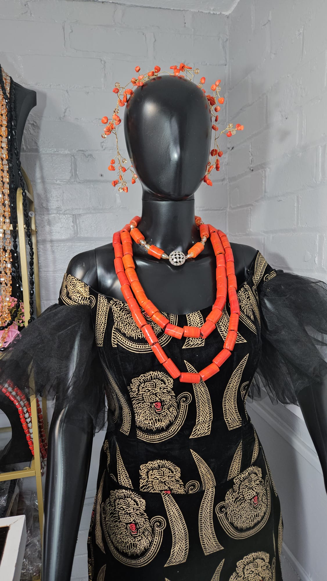 Traditional coral bead necklace sets
